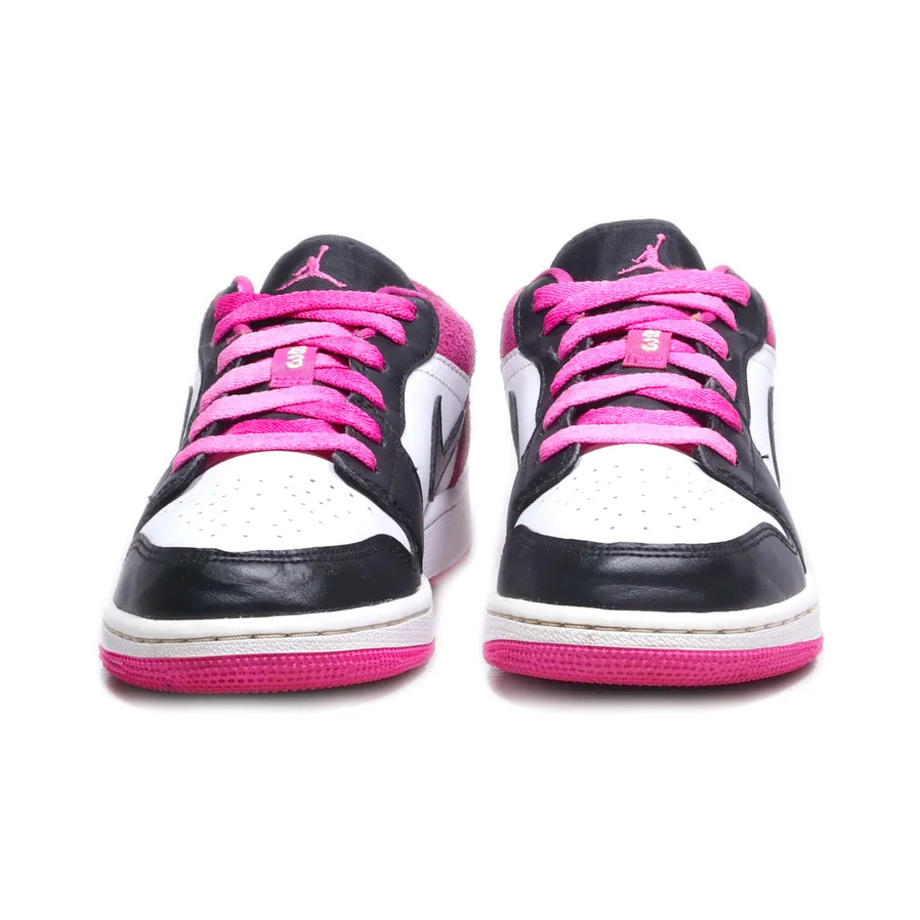 Air Jordan 1 Low Se 'Fuchsia' Low-Top Sneakers Leather Black Colour For Women