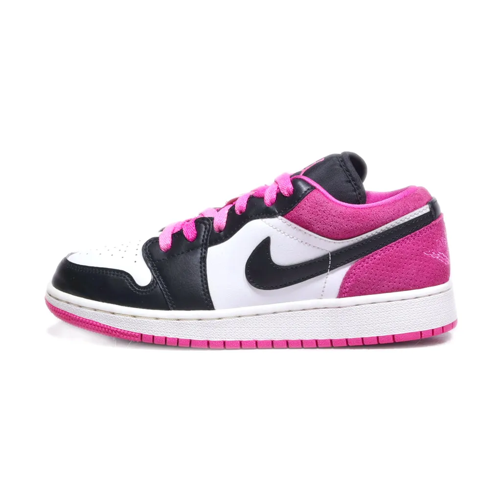 Air Jordan 1 Low Se 'Fuchsia' Low-Top Sneakers Leather Black Colour For Women