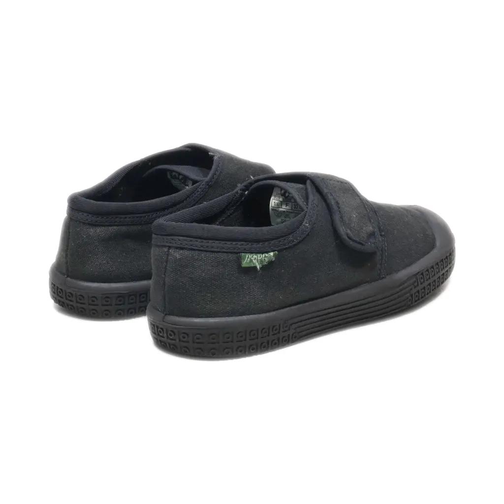 Clarks Sneakers Canvas Black Colour For Kids