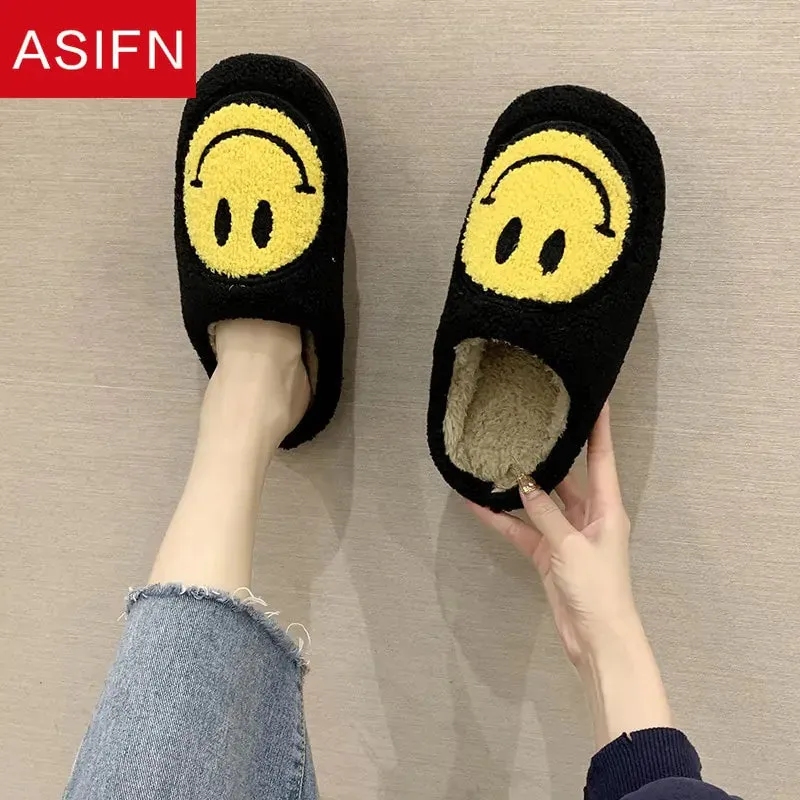 Cute Smile Pattern Fluffy Slippers