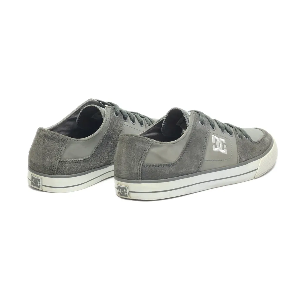 Dc Shoes Low-Top Sneakers Leather Grey Colour For Men