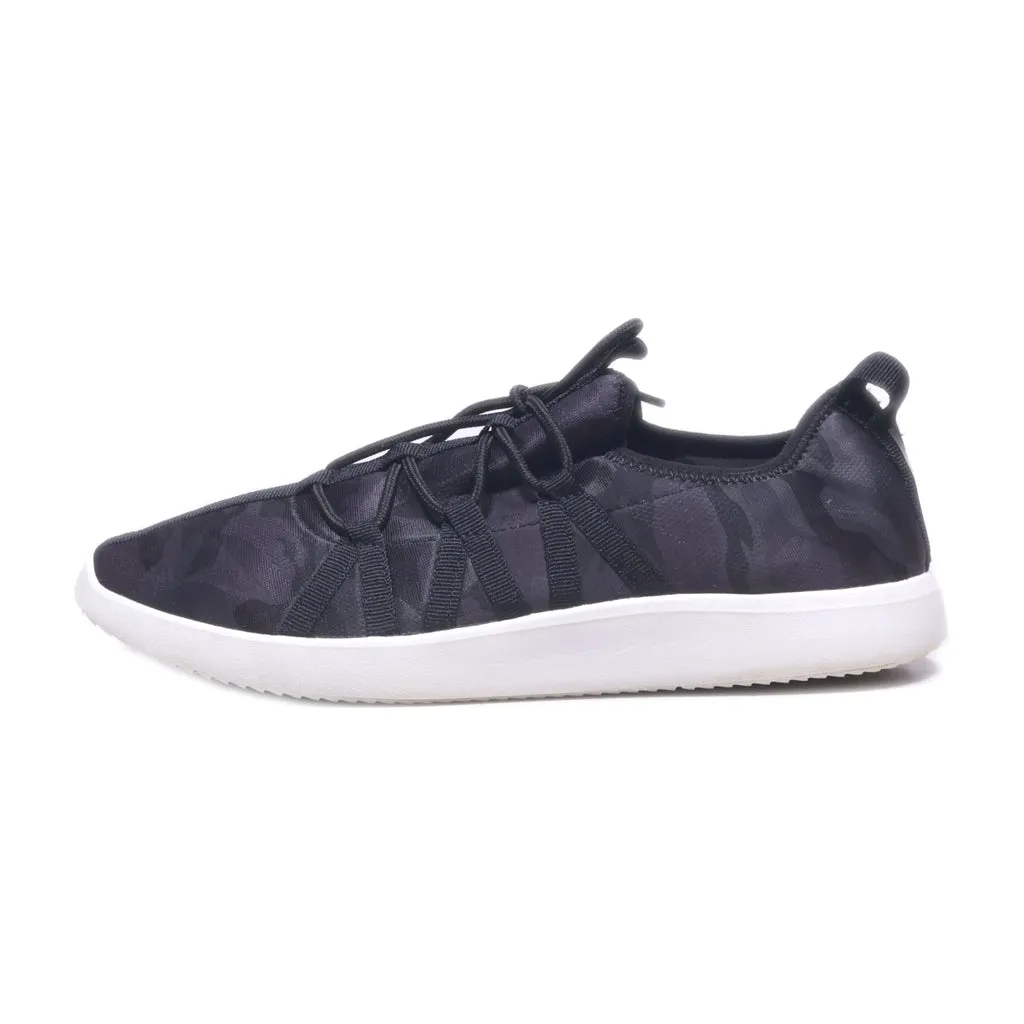 Guess Cloud Low-Top Sneakers Fabric Black Colour For Men