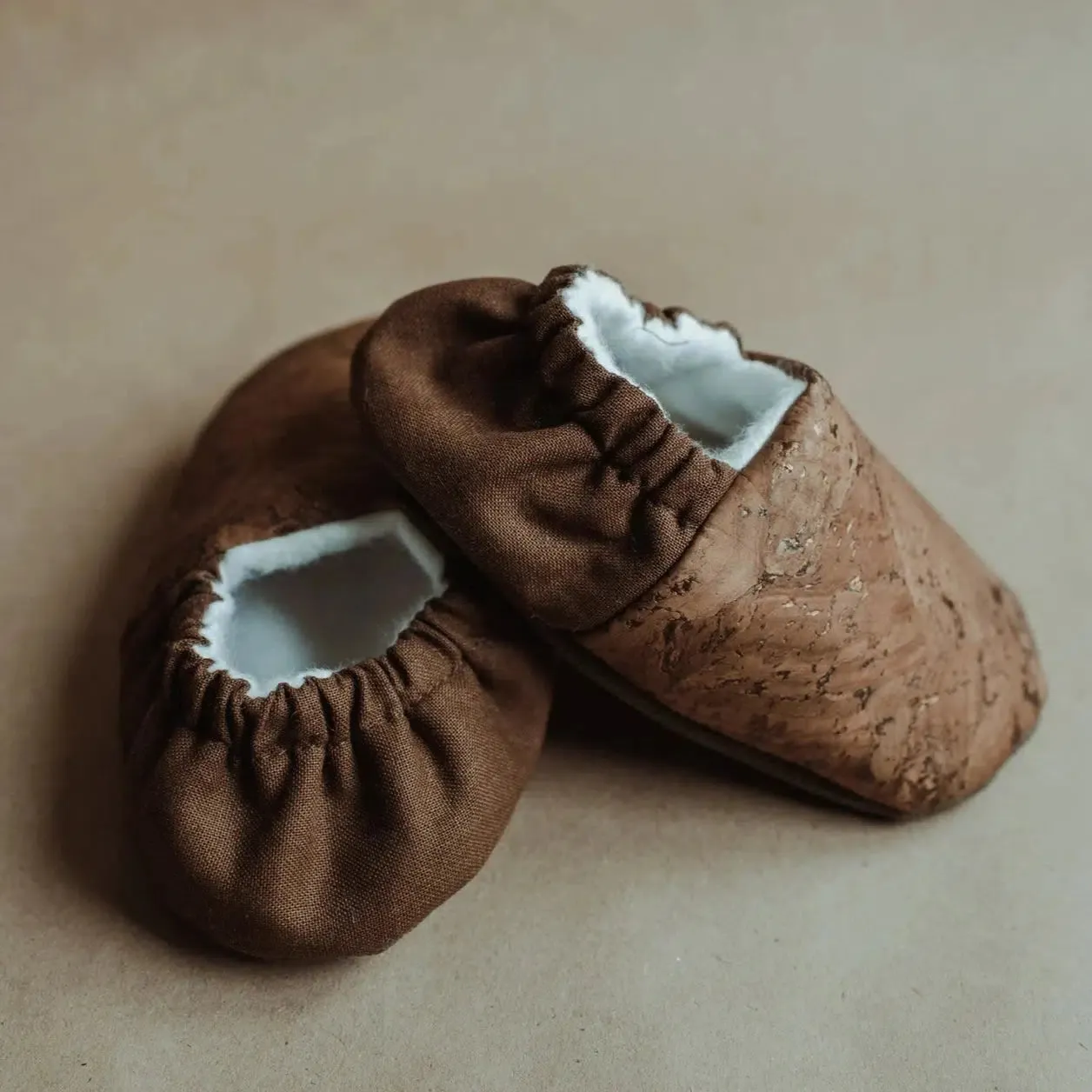 SoftSoul Footware - Low Top Slippers - Bronze Cork